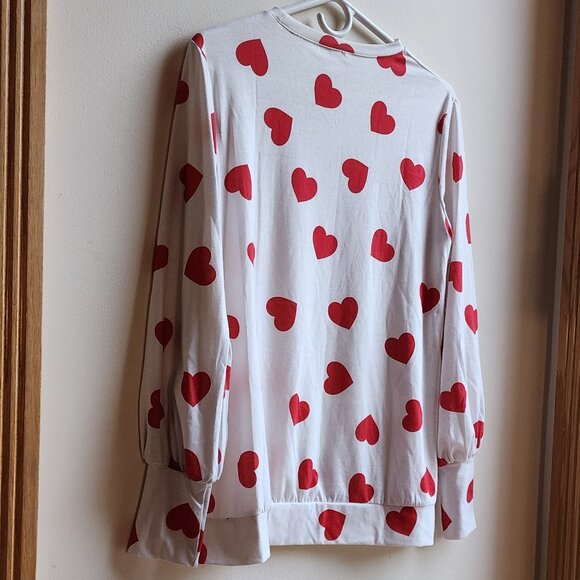 Amazon IVAY Red Heart Printed Long Sleeve Jersey Size Medium - Picture 12 of 16